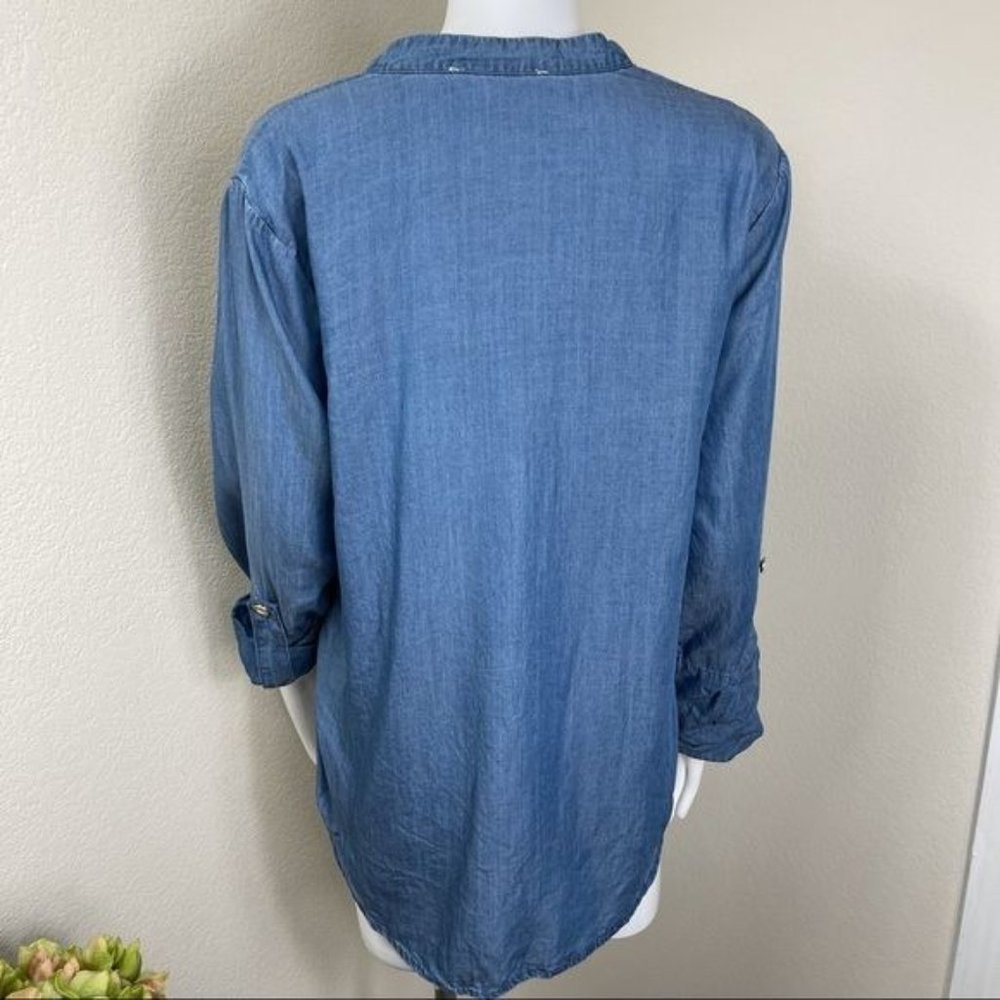 Michael Kors Blue Lightweight V-Neck Pullover Blouse Size M - Picture 2 of 7